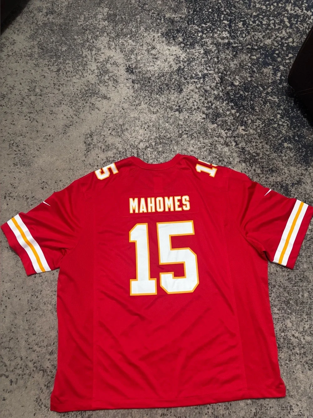 Official Nike Patrick Mahomes stitched #15 Jersey Football Chiefs 5XL KC - Picture 3 of 10